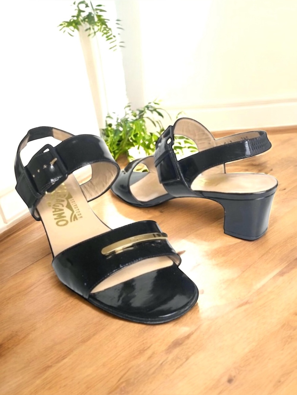 Salvatore Ferragamo Black Patent Leather Heeled Sandals Women’s Size 7.5